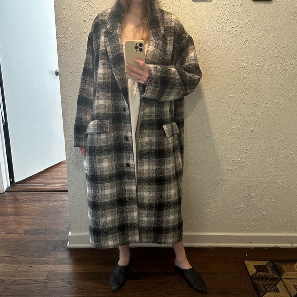 Monki Plaid Coat - Picture 2 of 4